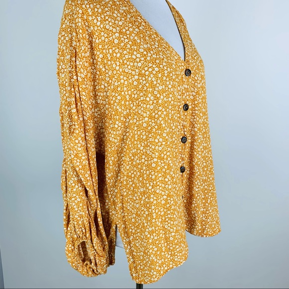 Anthropologie Maeve Floral Button Down Top Large - Picture 4 of 15